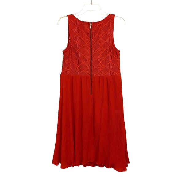 Torrid Size 10 Dress Crochet Lace Eyelet Bodice Gauze Skirt Sleeveless Zip Red - Picture 2 of 10